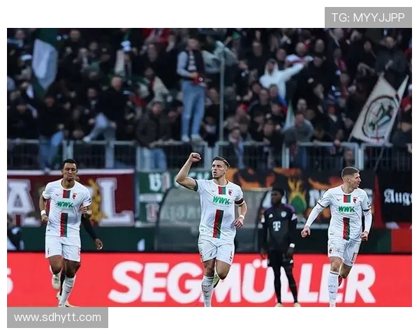 德甲球队标志变化：从经典到现代的设计演变